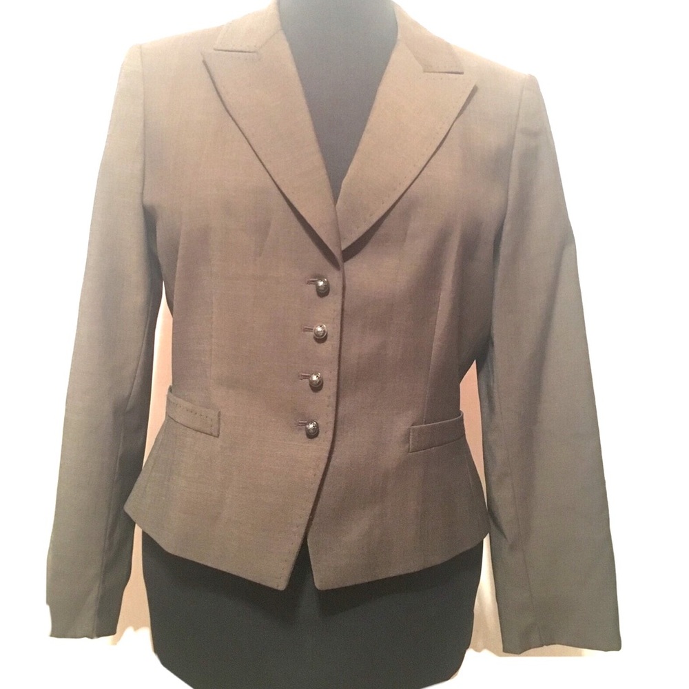 Tahari Arthur S. Levine Button Blazer Size 10